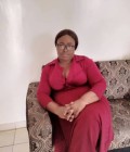 Rencontre Femme Cameroun à Kribi : Cecile, 52 ans